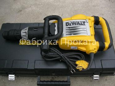 Мощный отбойный молоток DeWalt D25901K в аренду