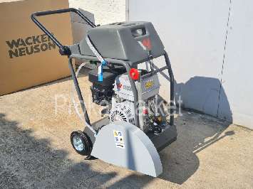 Аренда бензинового нарезчика швов Wacker Neuson MFS 1350-CE О630378 (диск 500 мм, глубина 190 мм)